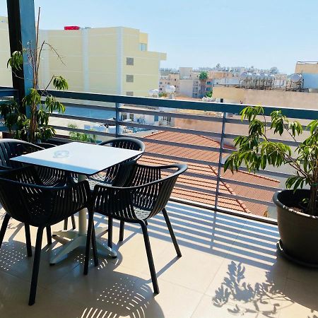 Eleonora Hotel Apartments Larnaca Ngoại thất bức ảnh