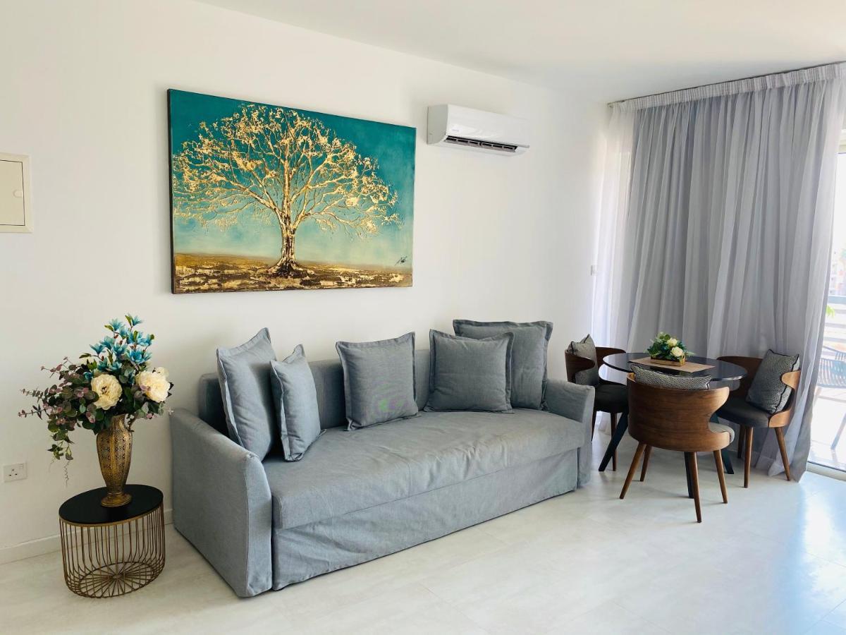 Eleonora Hotel Apartments Larnaca Ngoại thất bức ảnh