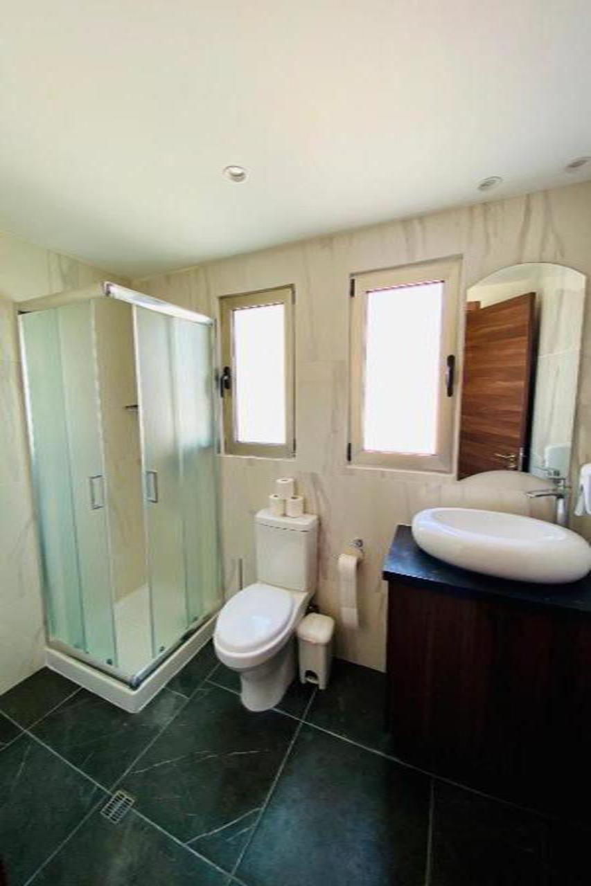 Eleonora Hotel Apartments Larnaca Ngoại thất bức ảnh