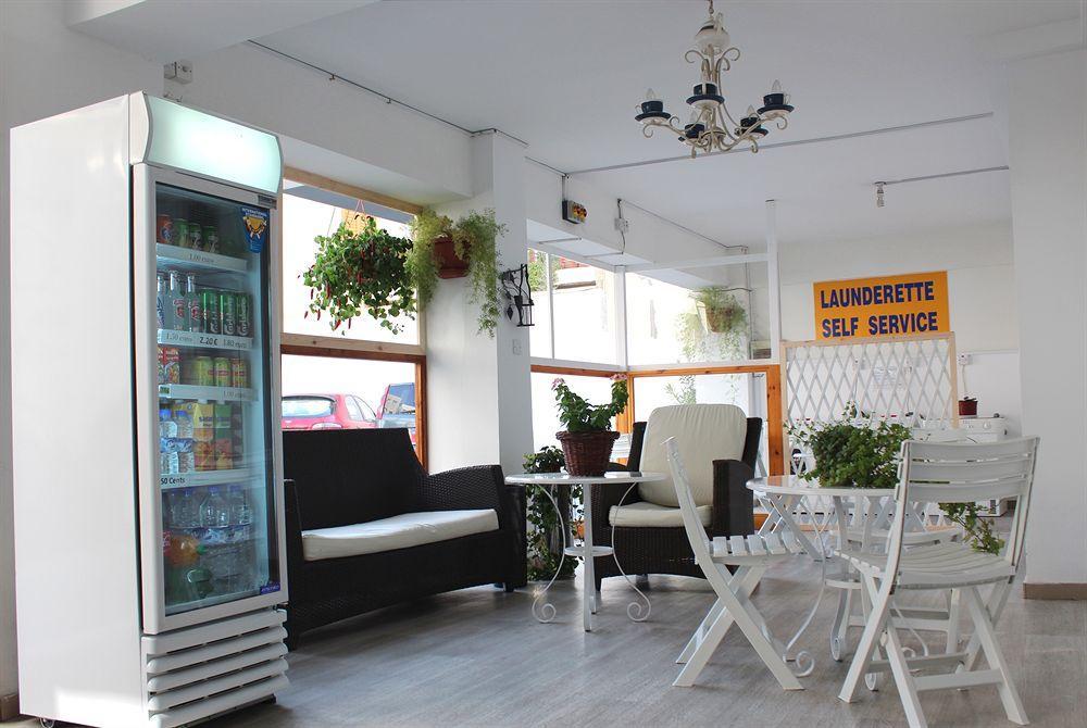 Eleonora Hotel Apartments Larnaca Ngoại thất bức ảnh