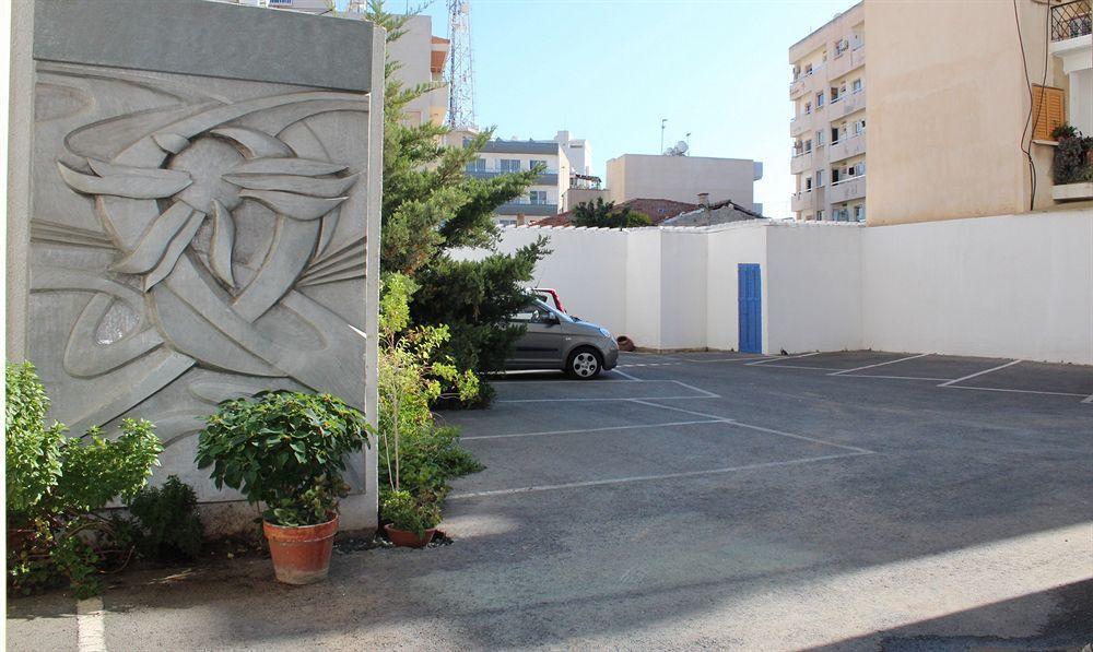 Eleonora Hotel Apartments Larnaca Ngoại thất bức ảnh