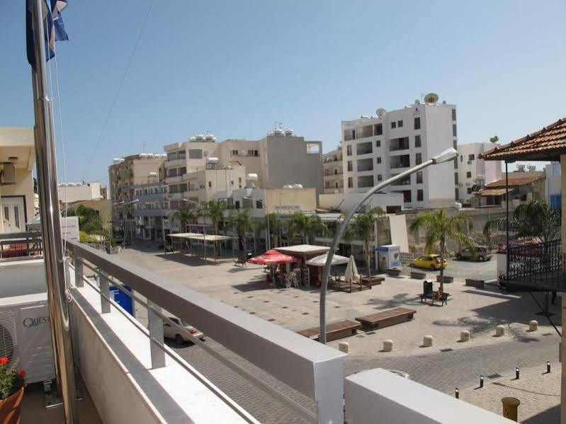 Eleonora Hotel Apartments Larnaca Ngoại thất bức ảnh