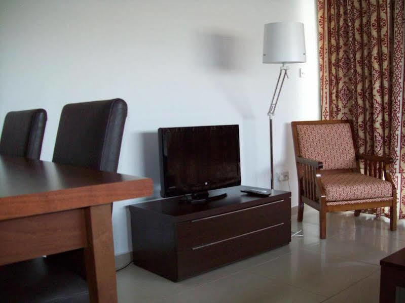 Eleonora Hotel Apartments Larnaca Ngoại thất bức ảnh