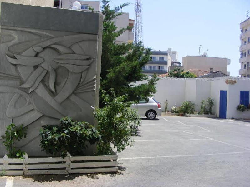 Eleonora Hotel Apartments Larnaca Ngoại thất bức ảnh
